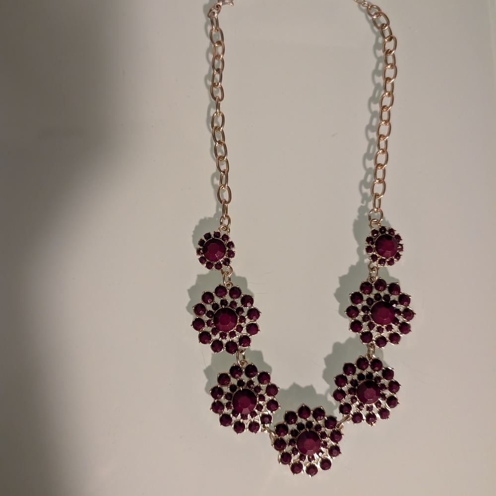 Elegant Purple Floral Necklace